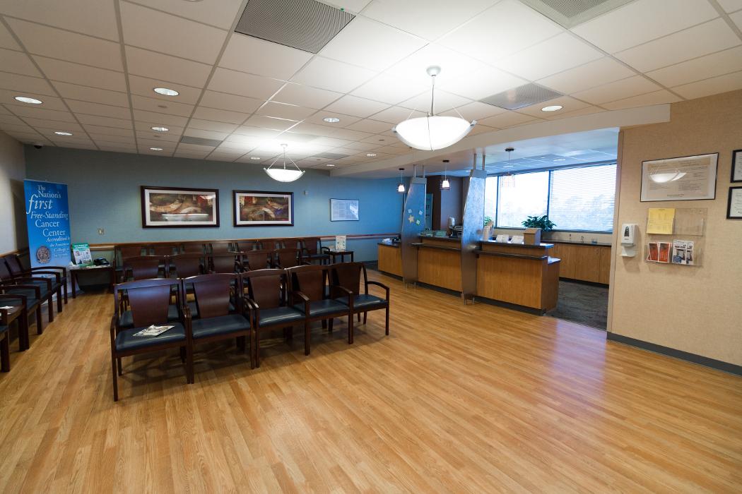 Kelly Santesteban, OD, FAAO Logo