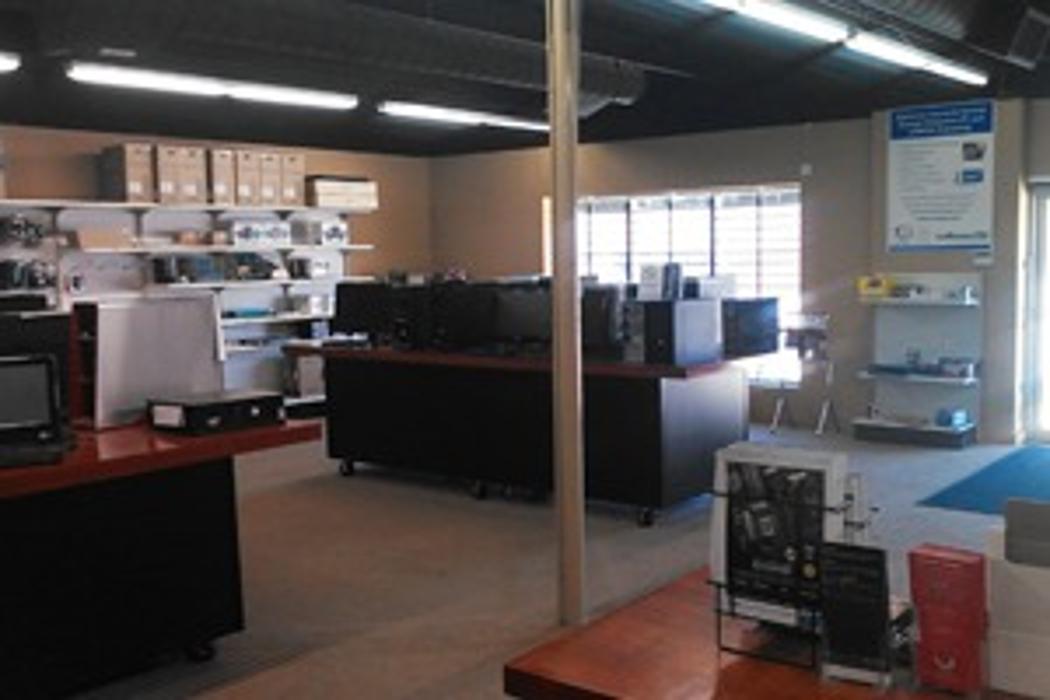 Milwaukee PC - Bluemound Rd - Milwaukee, WI