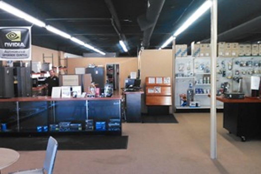 Milwaukee PC - Bluemound Rd - Milwaukee, WI