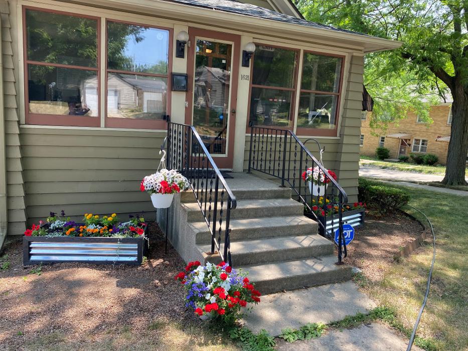 Rose Pest Solutions - Rockford, IL