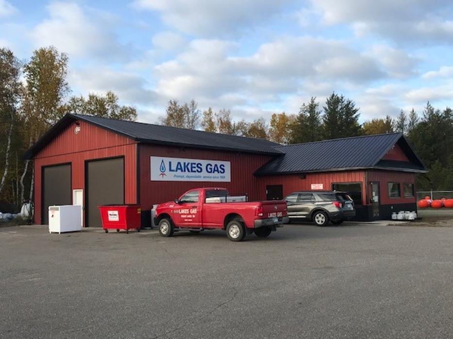 Lakes Gas Logo