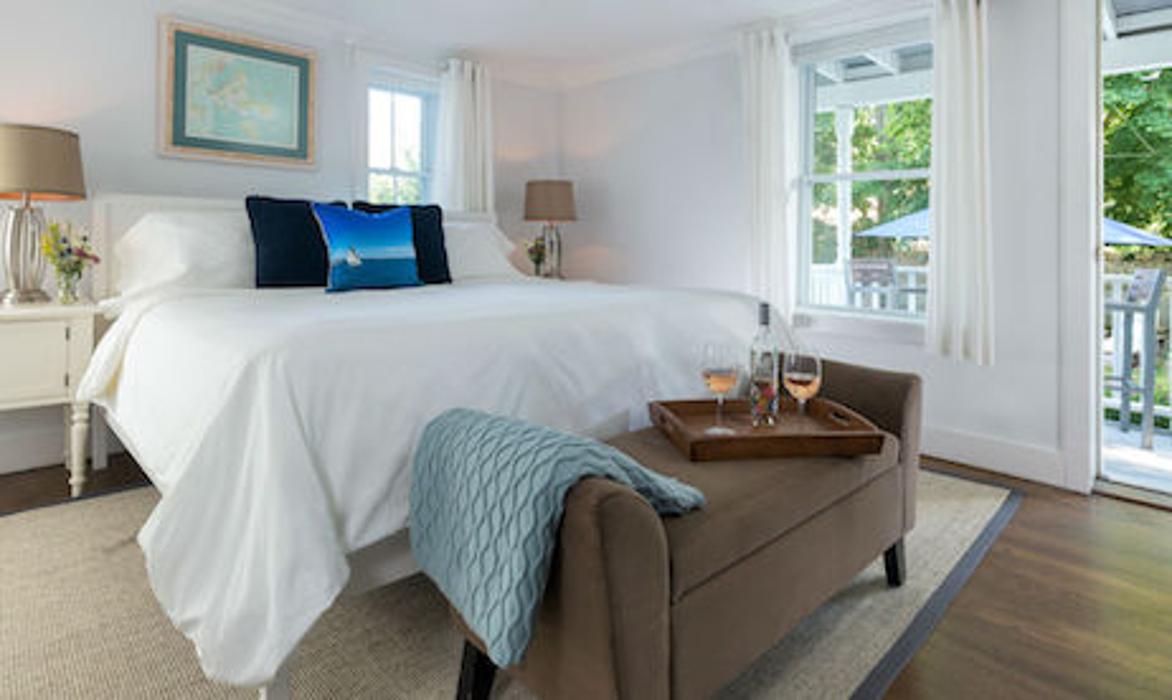 West Neck Guesthouse - Shelter Island Heights, NY