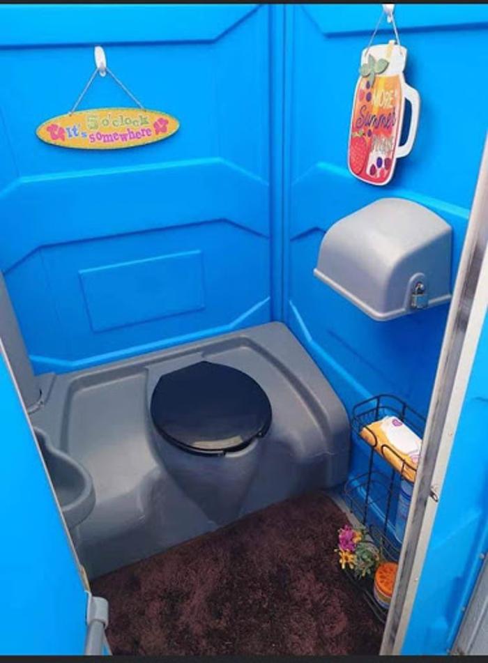 Head Quarters Portable Restrooms - East Hampton, NY