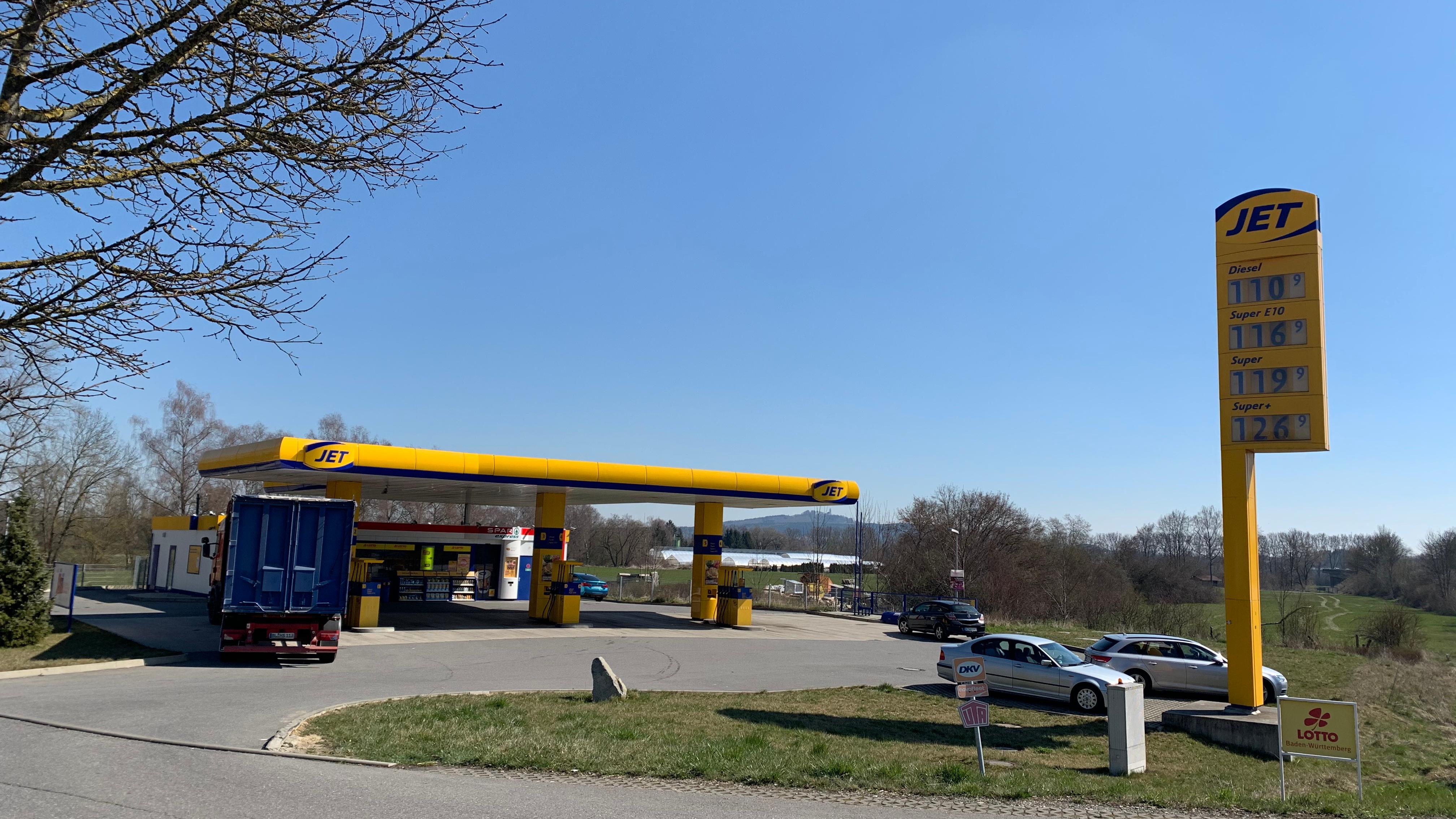 JET Tankstelle, Zwiefalter Straße in Riedlingen