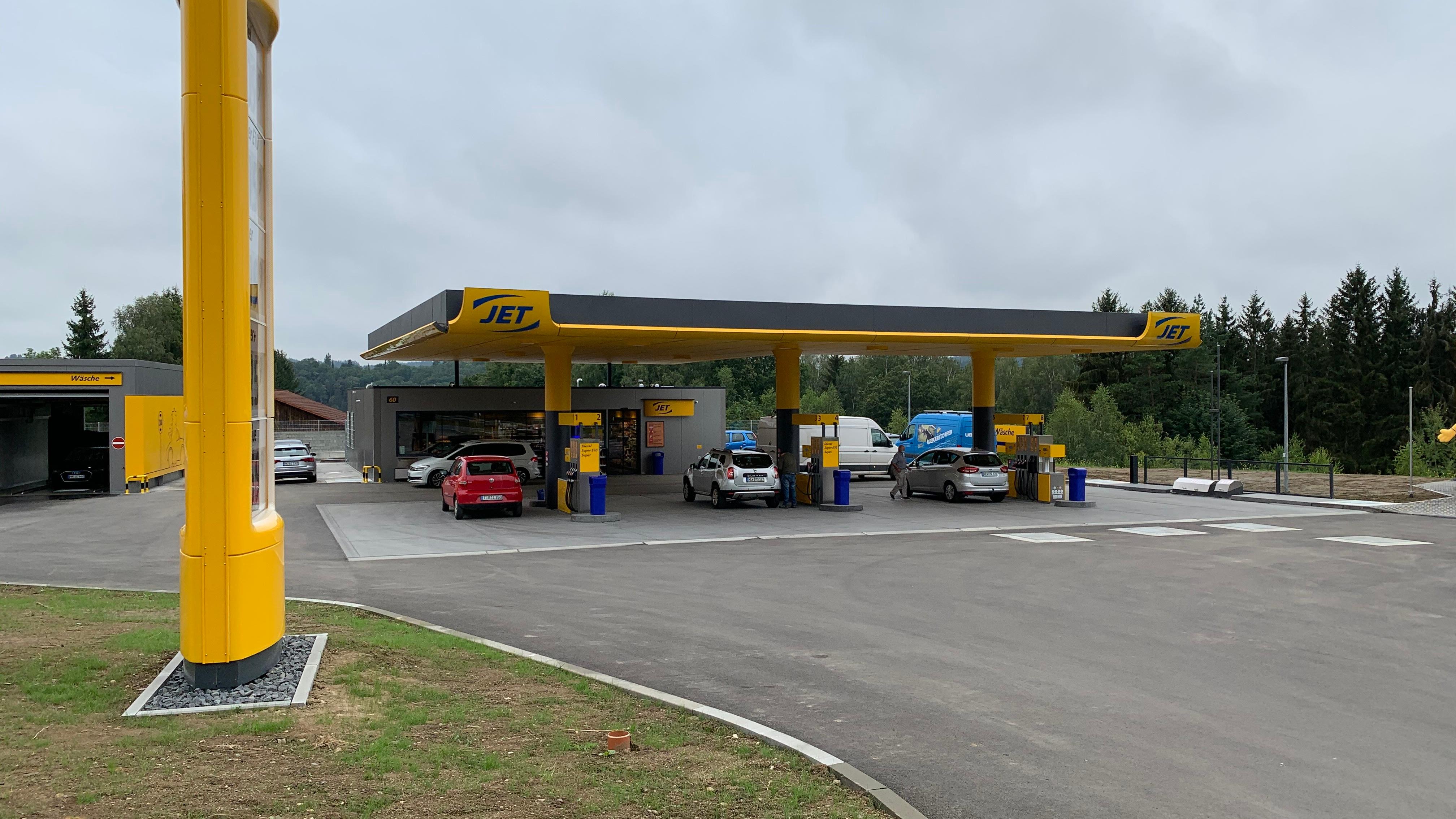 JET Tankstelle • Neustadt an der Waldnaab, Tirschenreuther Straße 60 Öffnungszeiten & Angebote JET Tankstelle • Neustadt an der Waldnaab, Tirschenreuther Straße 60 Öffnungszeiten & Angebote
