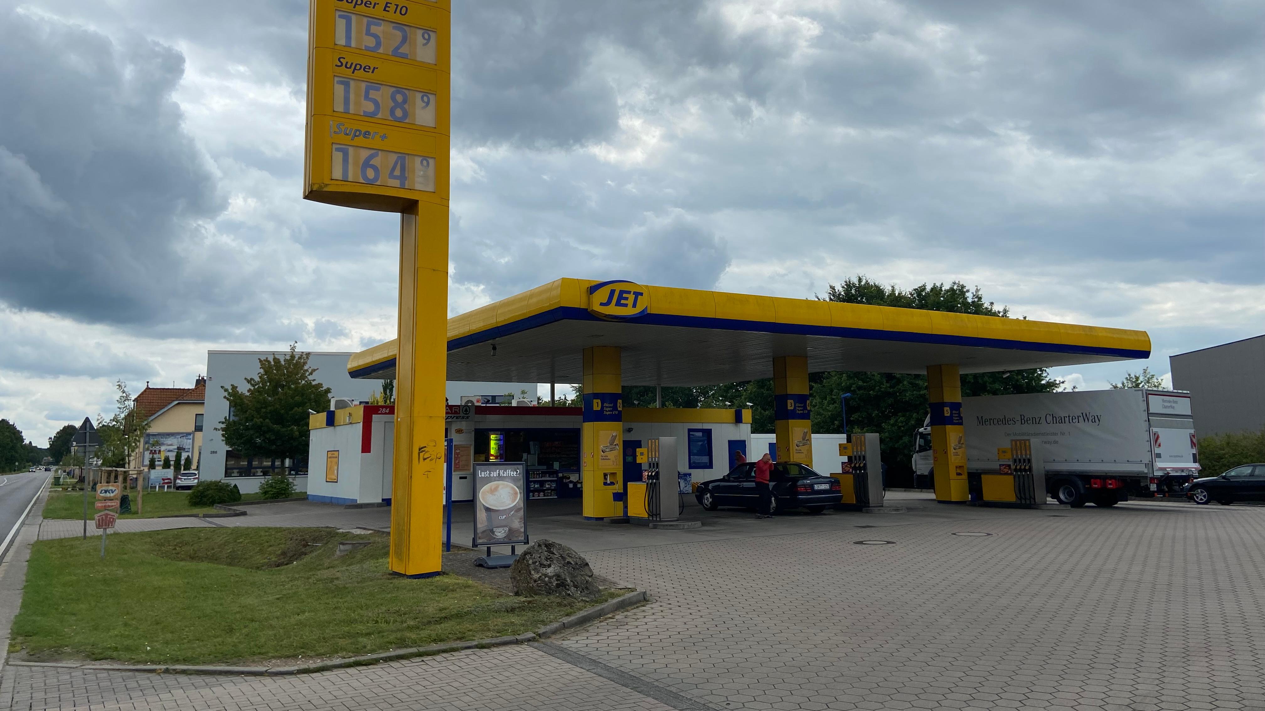 JET Tankstelle, Boostedter Straße in Neumünster
