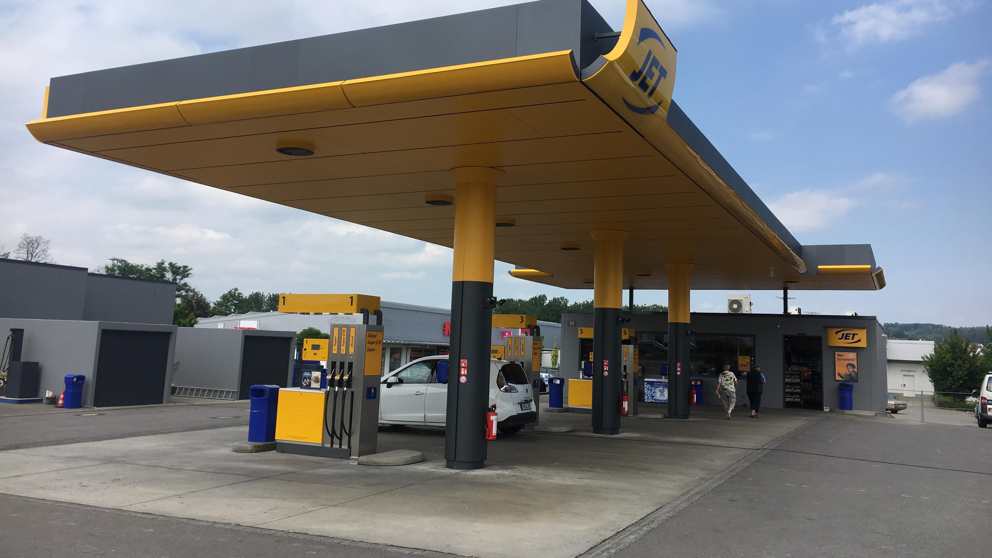 JET Tankstelle, Alte Kiesgrube in Aulendorf
