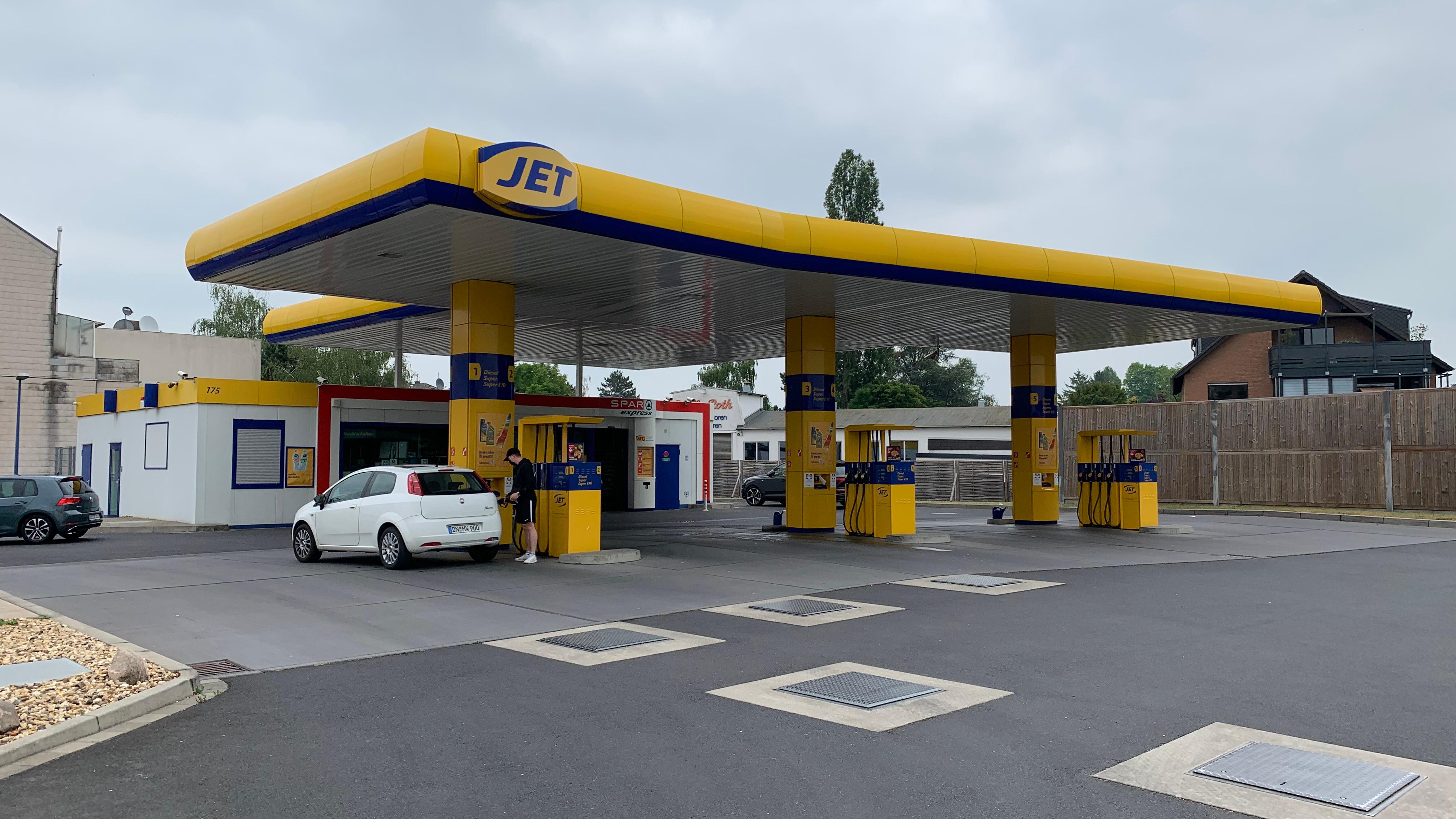 JET Tankstelle, Nideggener Straße in Düren