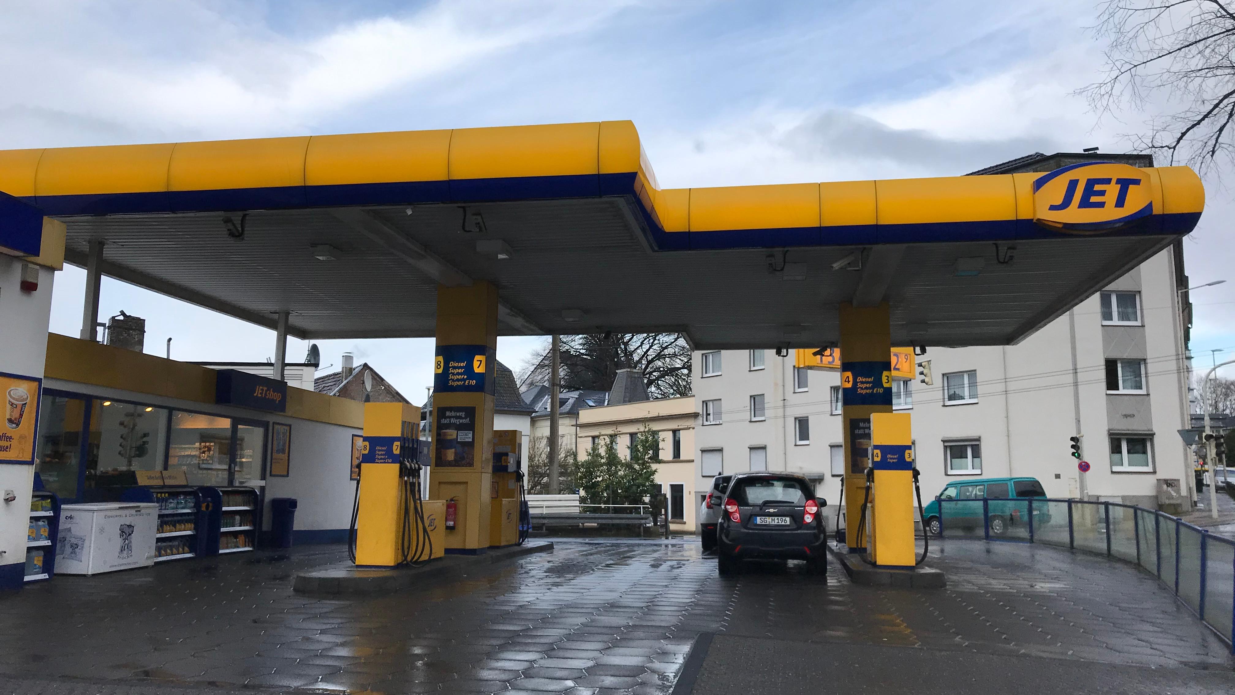 JET Tankstelle, Lüneschloßstraße in Solingen