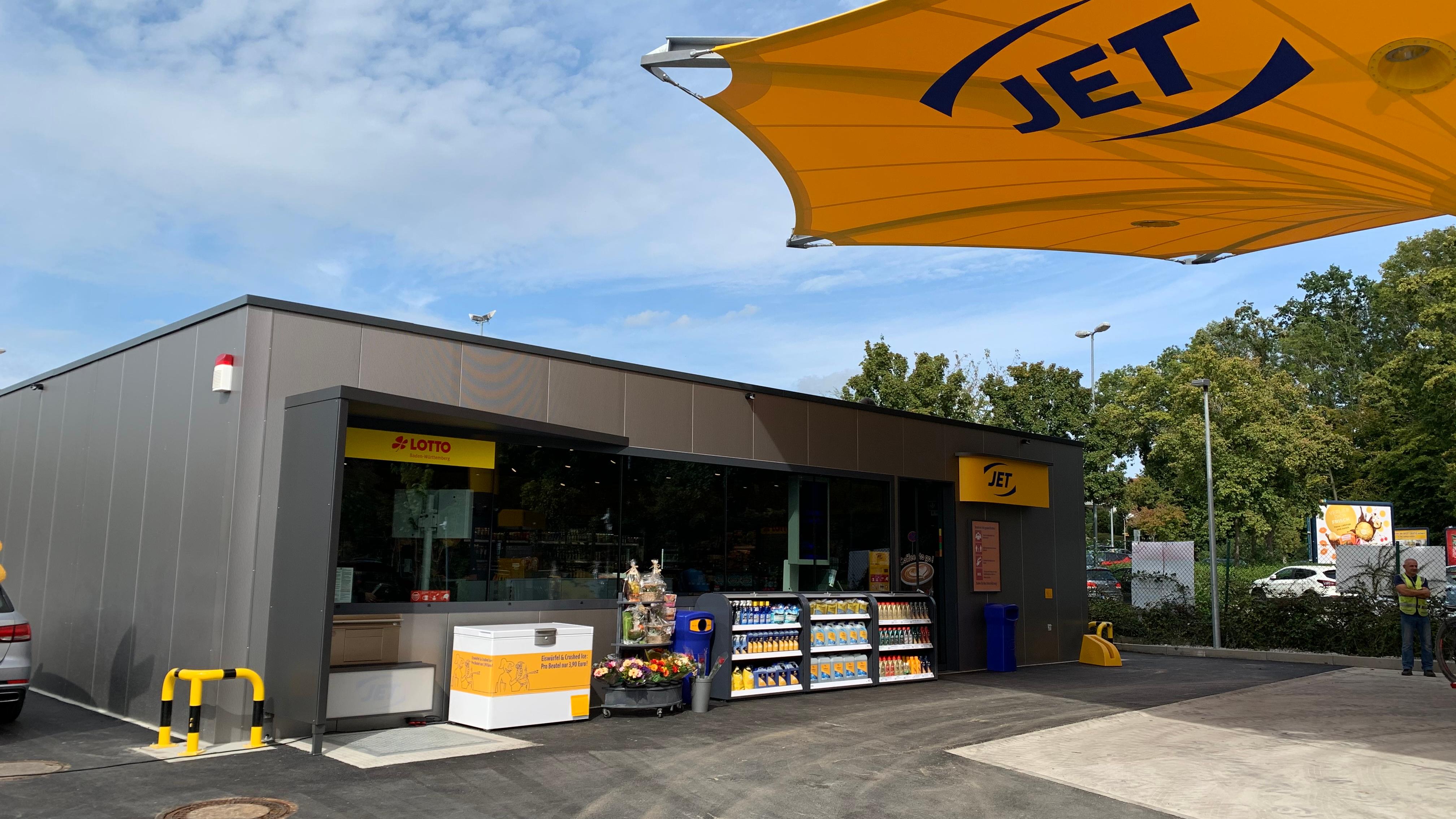 JET Tankstelle, Zeppelinstraße in Friedrichshafen