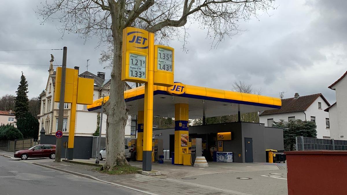 JET Tankstelle, Bieberer Straße in Offenbach am Main