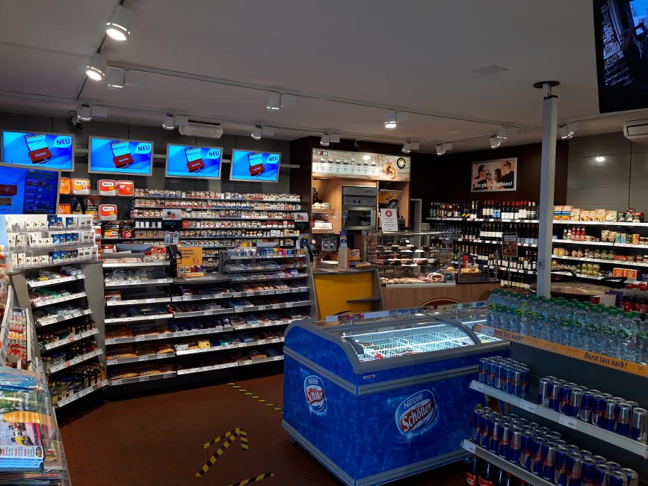 JET Tankstelle, Friedensstraße in Bitterfeld-Wolfen