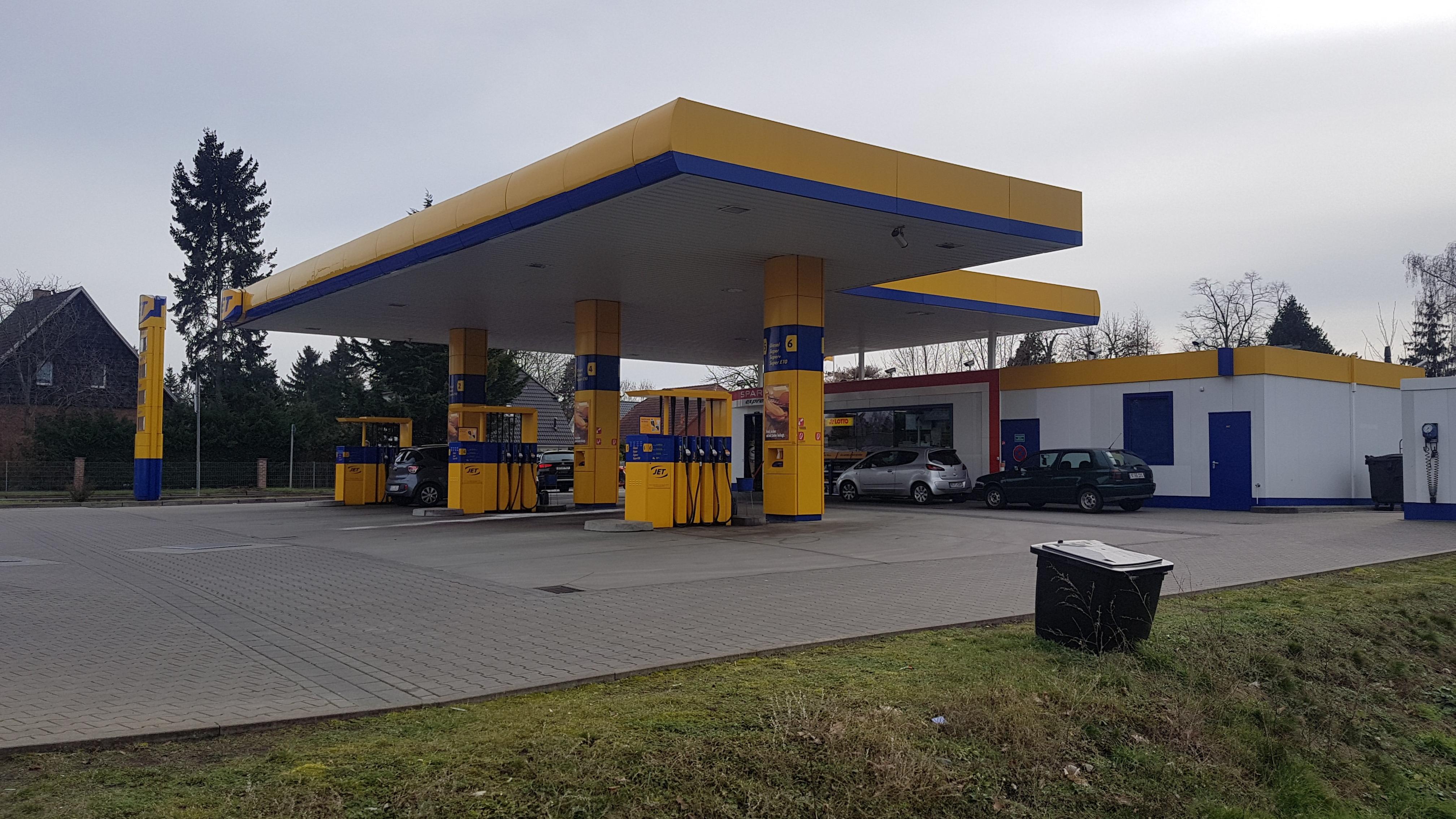 JET Tankstelle, Köpenicker Straße in Berlin