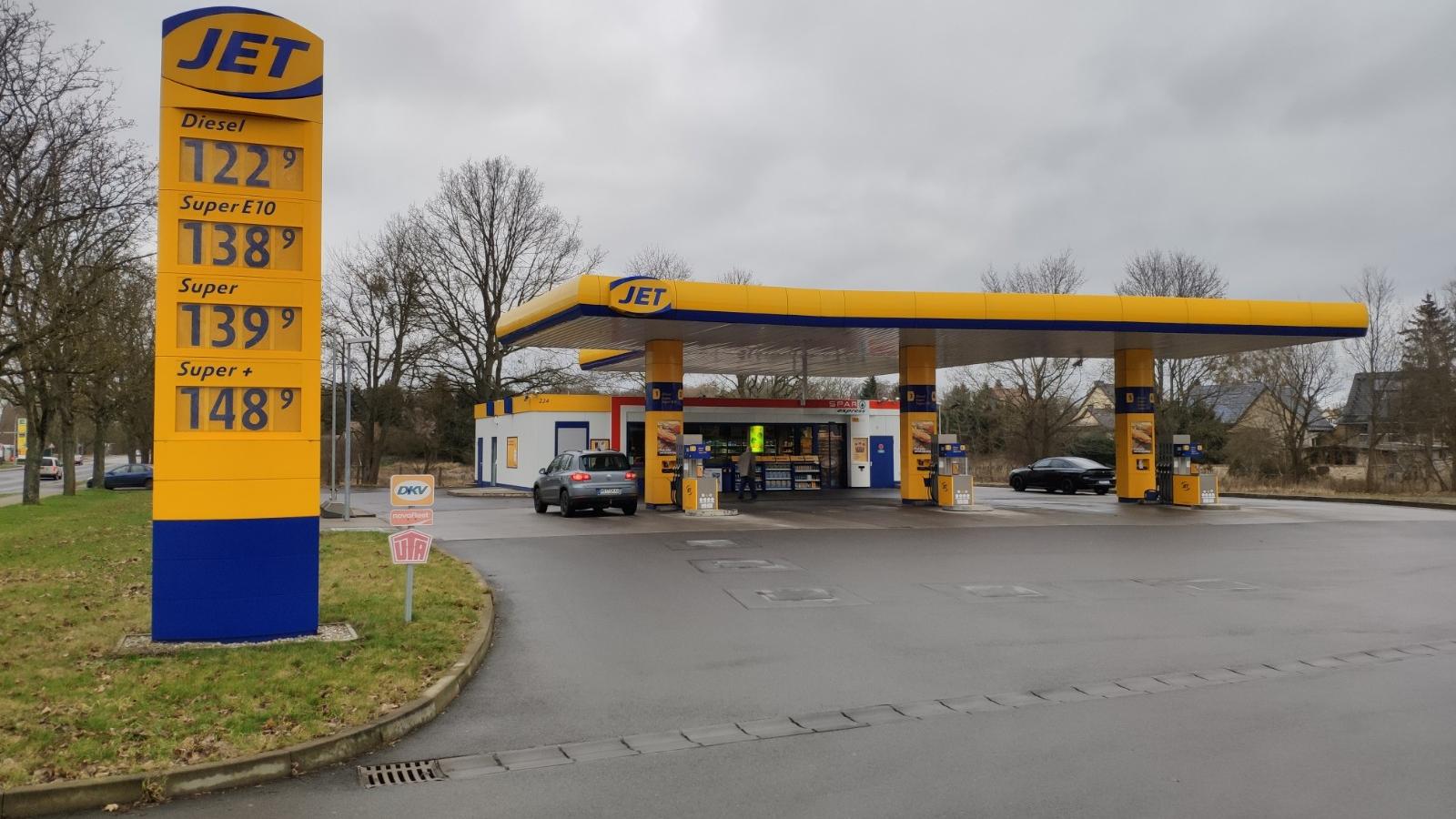 JET Tankstelle, Strelitzer Chaussee in Neustrelitz