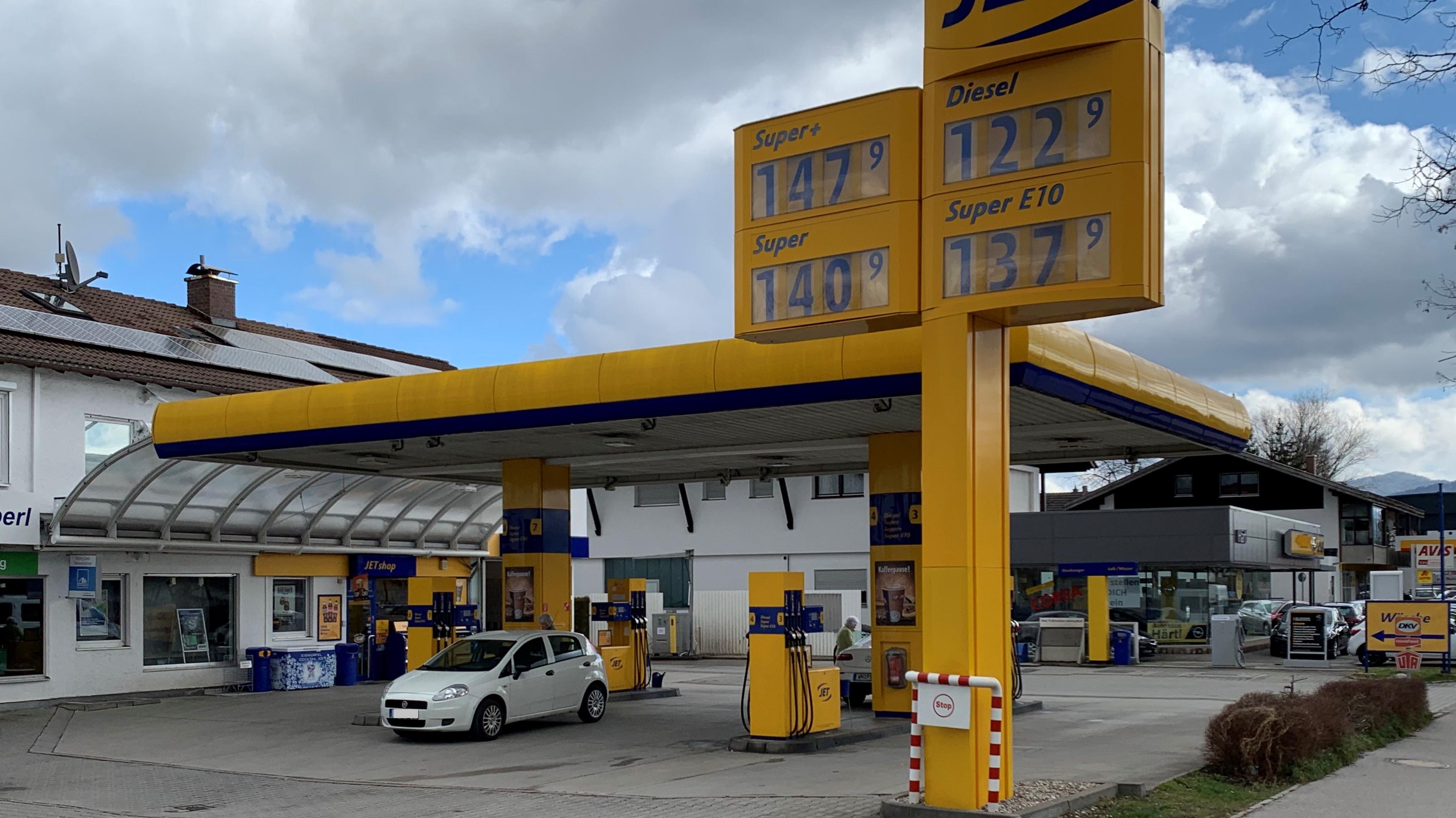 JET Tankstelle, Ignaz-Rhein-Straße in Penzberg