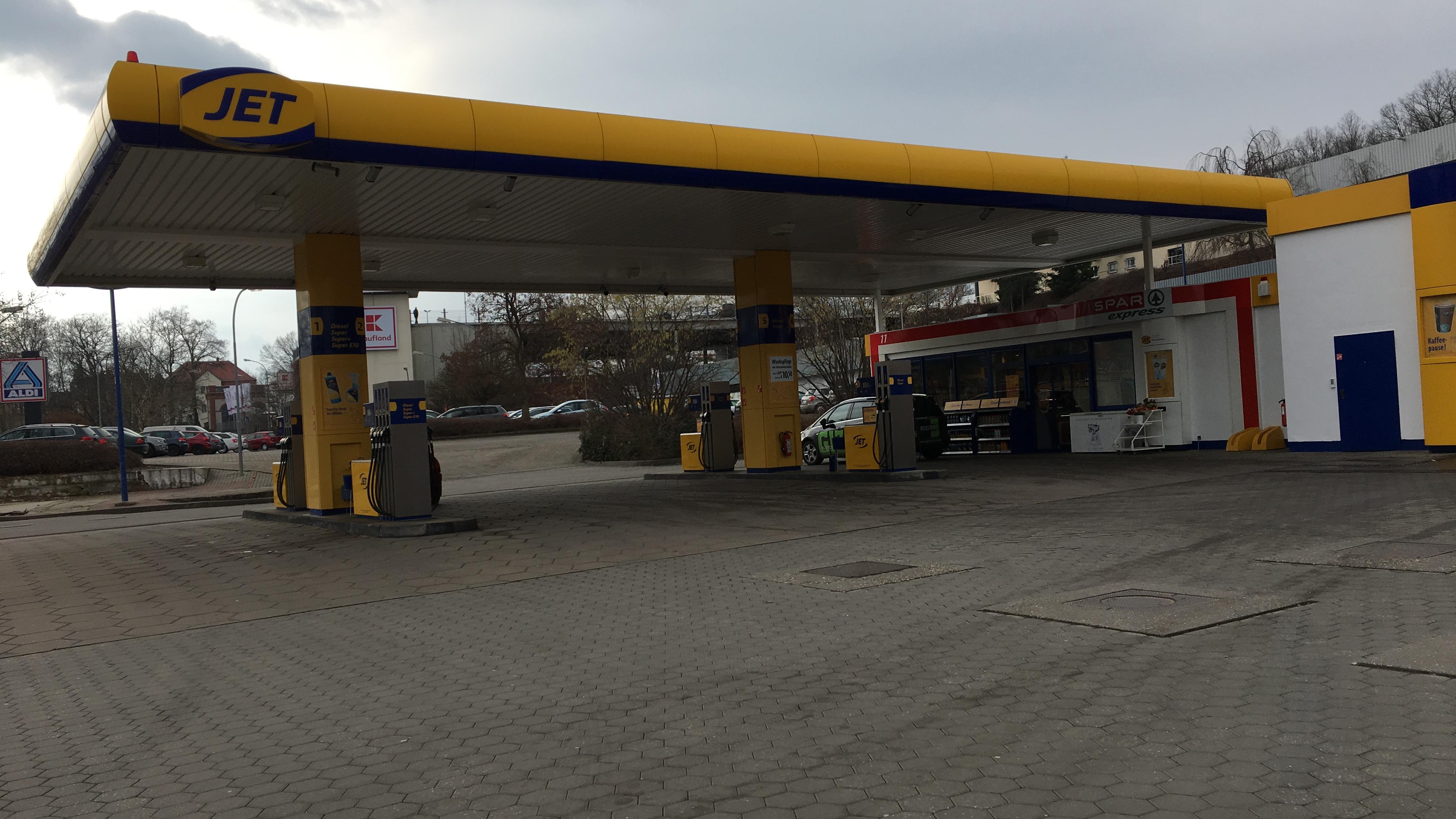 JET Tankstelle, Uferstraße in Werdau