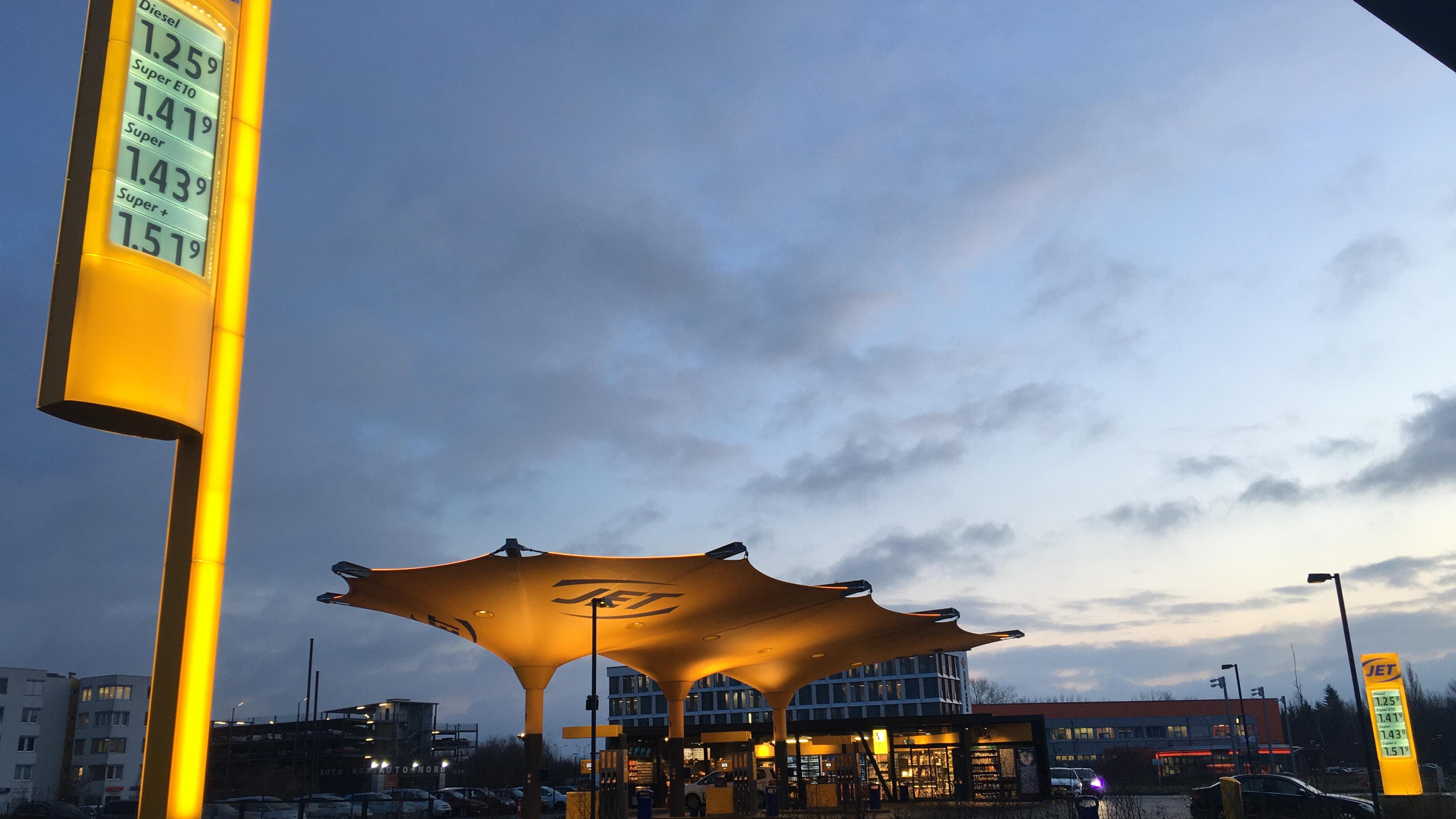 JET Tankstelle, Trondheimer Straße in Rostock