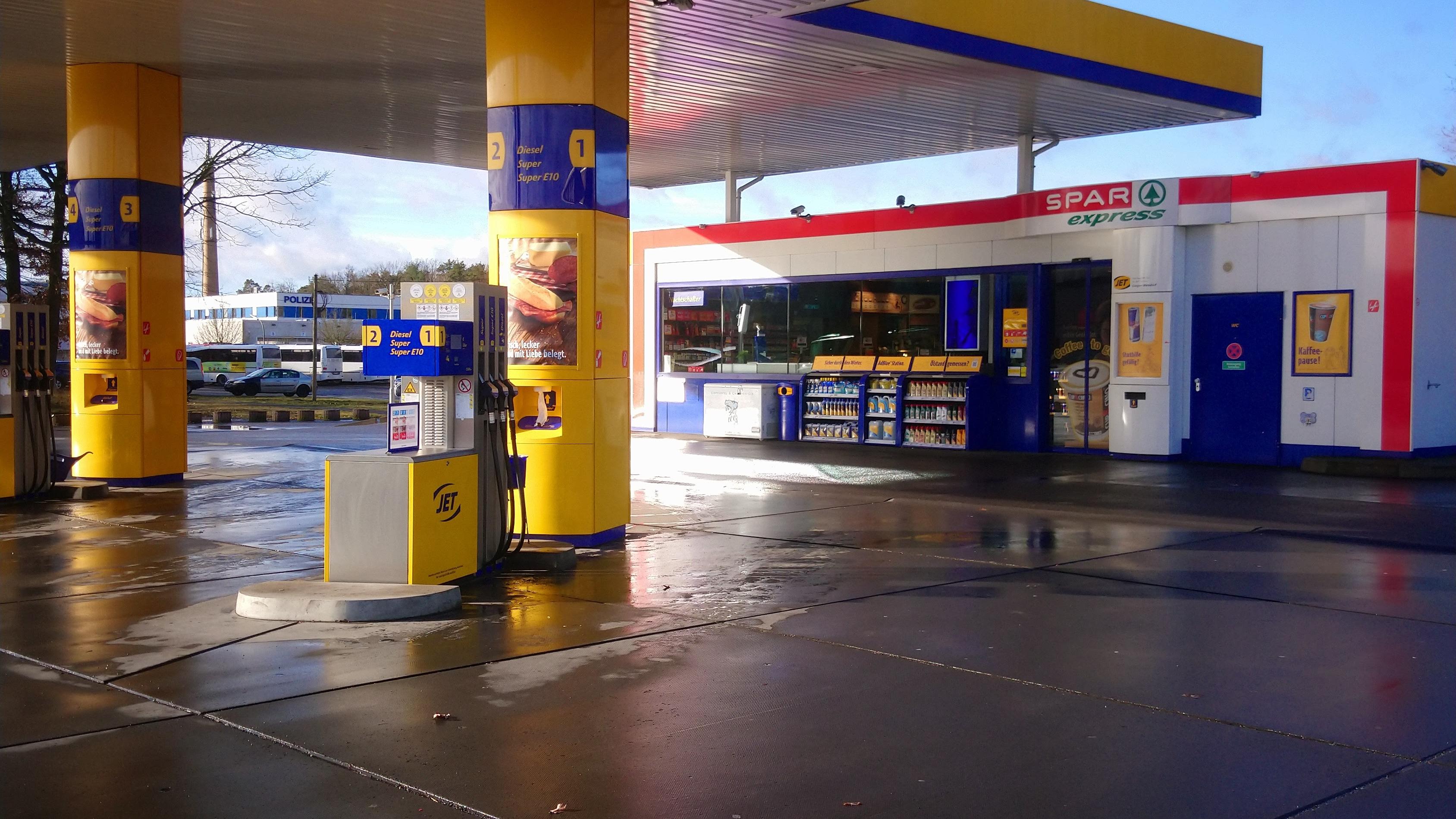 JET Tankstelle, Ernst-Thälmann-Straße in Strausberg