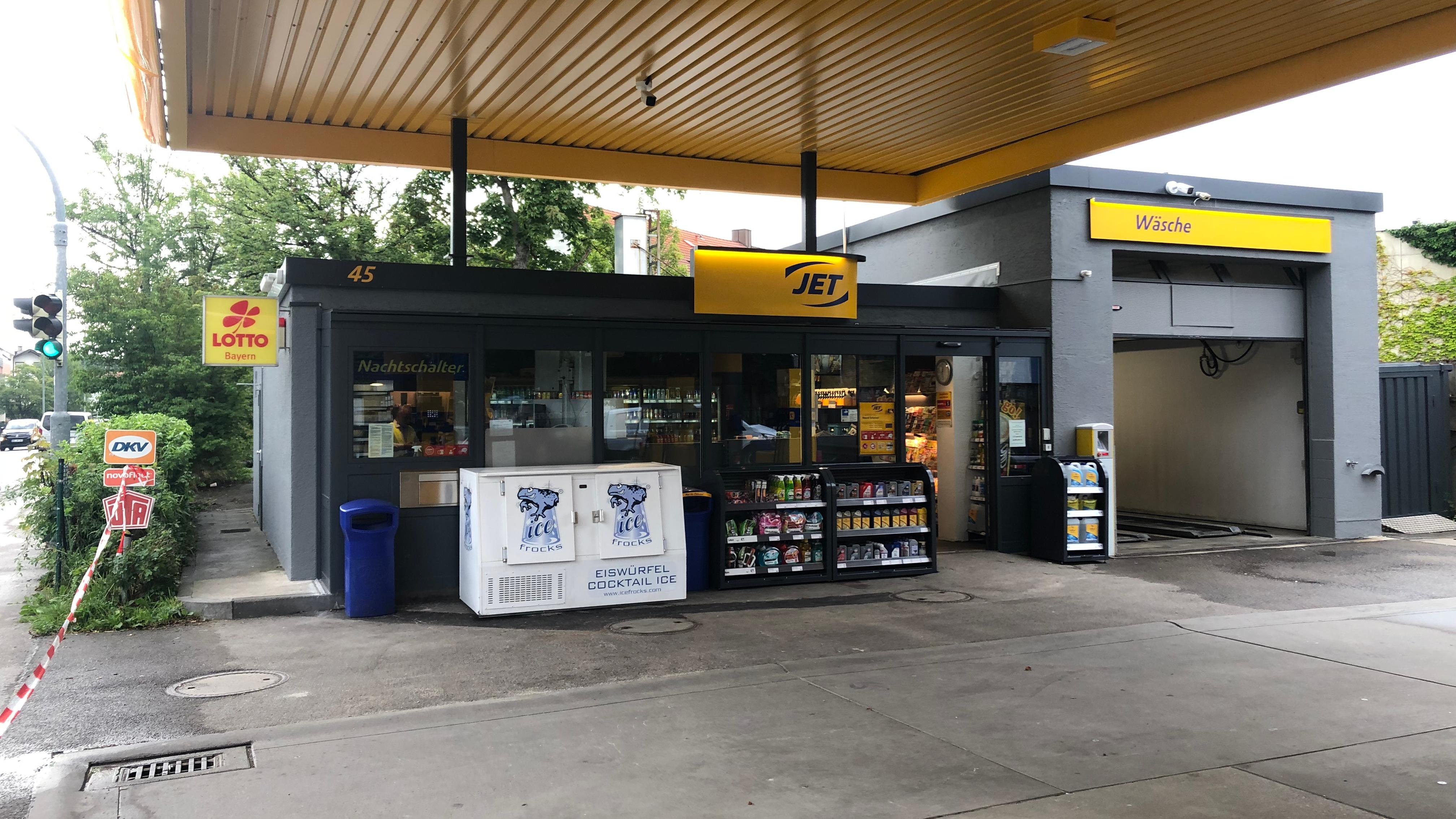 JET Tankstelle, Hauptstraße in Kirchseeon