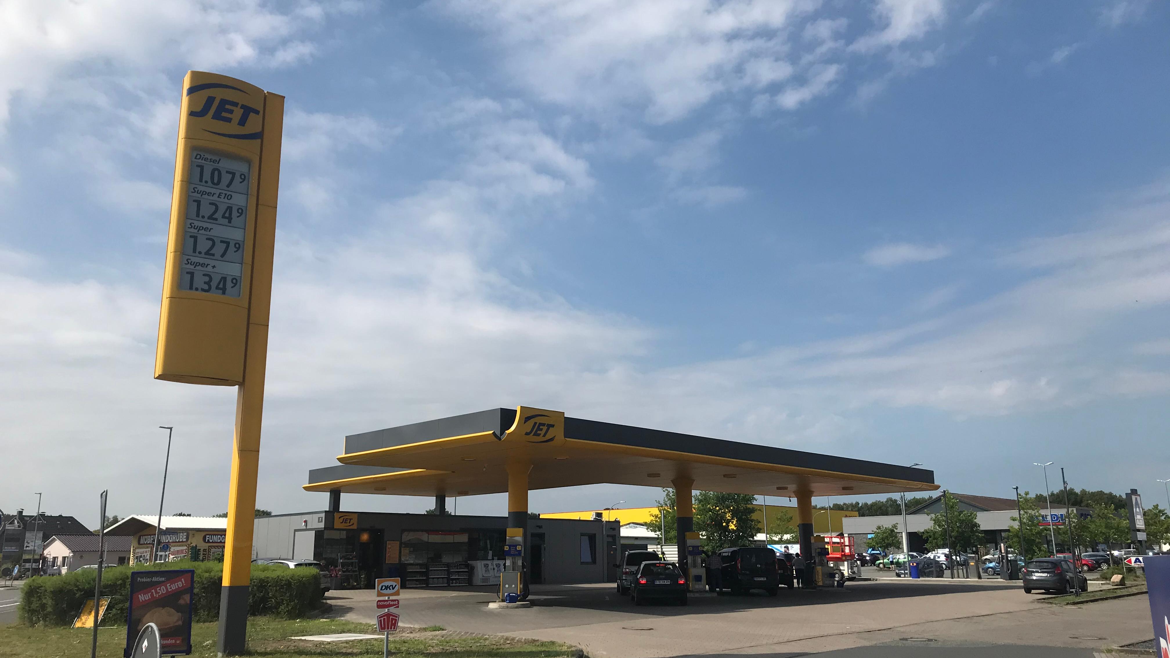 JET Tankstelle, Am Steinkamp in Stade