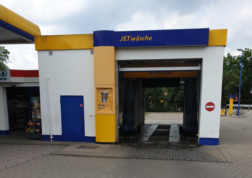 JET Tankstelle, Heidetorplatz in Zerbst