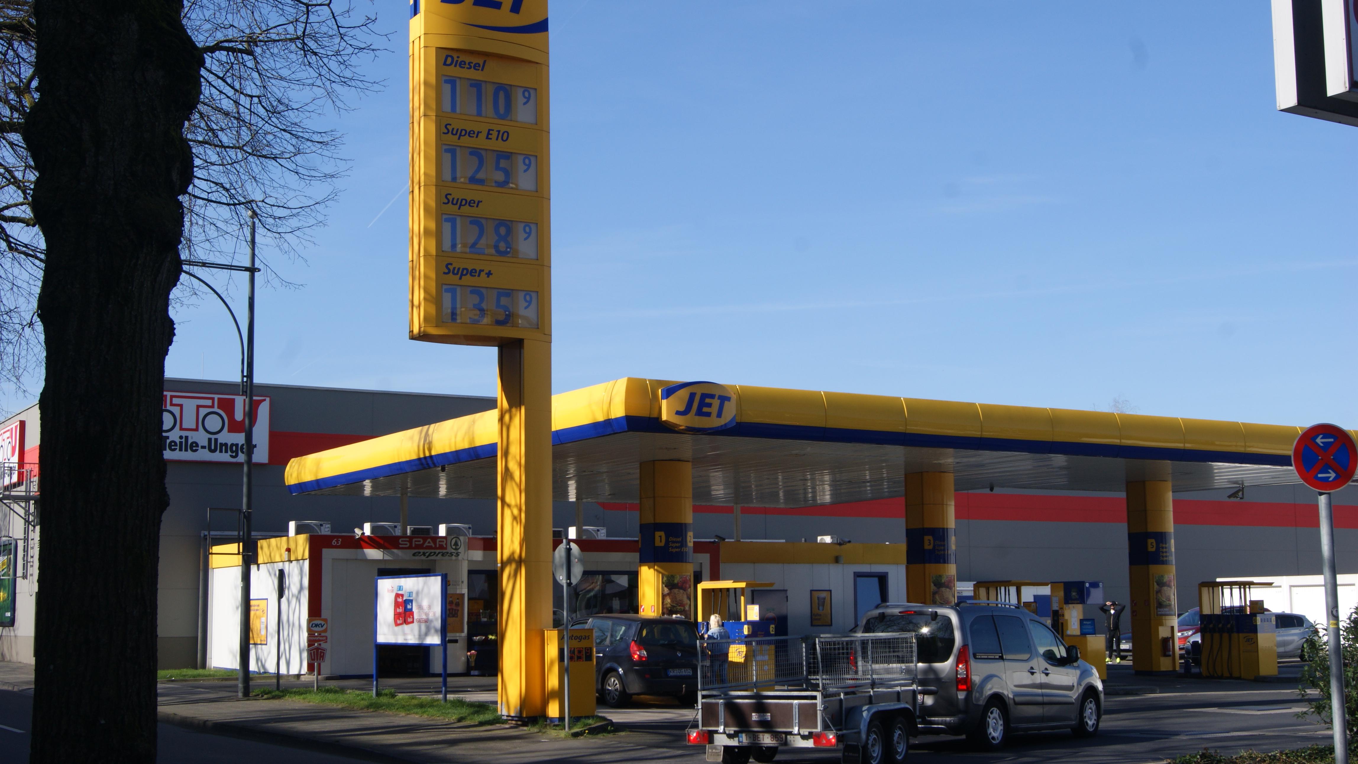 JET Tankstelle, Oranierring in Krefeld