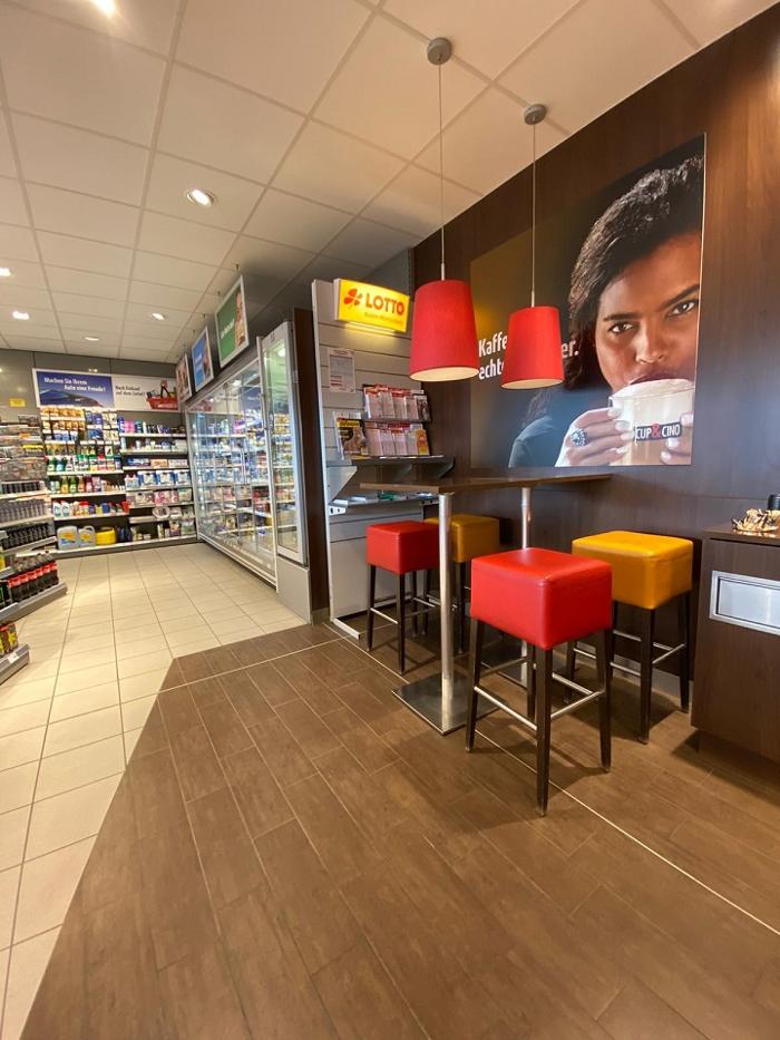 JET Tankstelle, Vera-Vollmer-Straße in Stuttgart