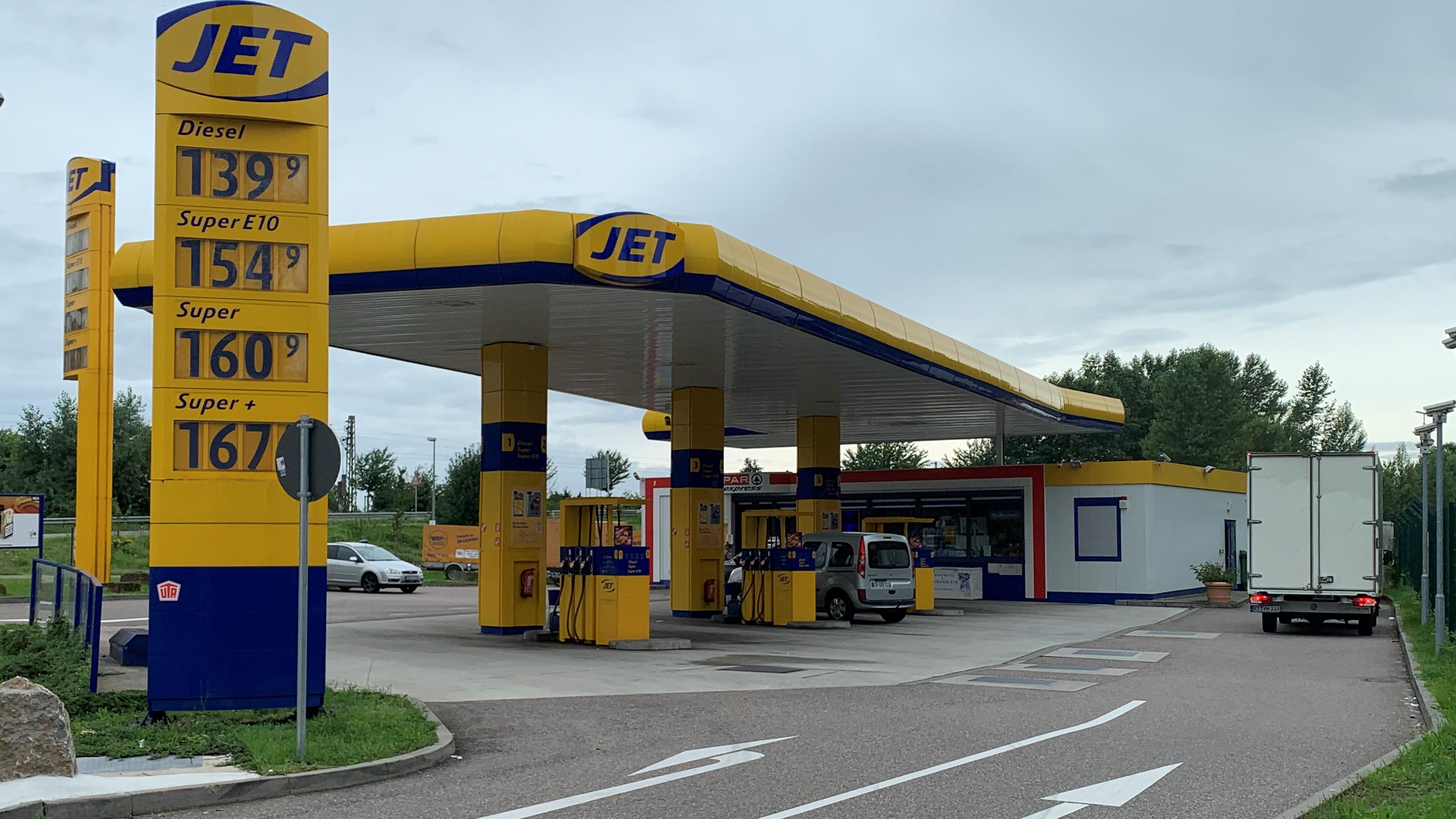 JET Tankstelle, Kühgrunddamm in Wörth am Rhein