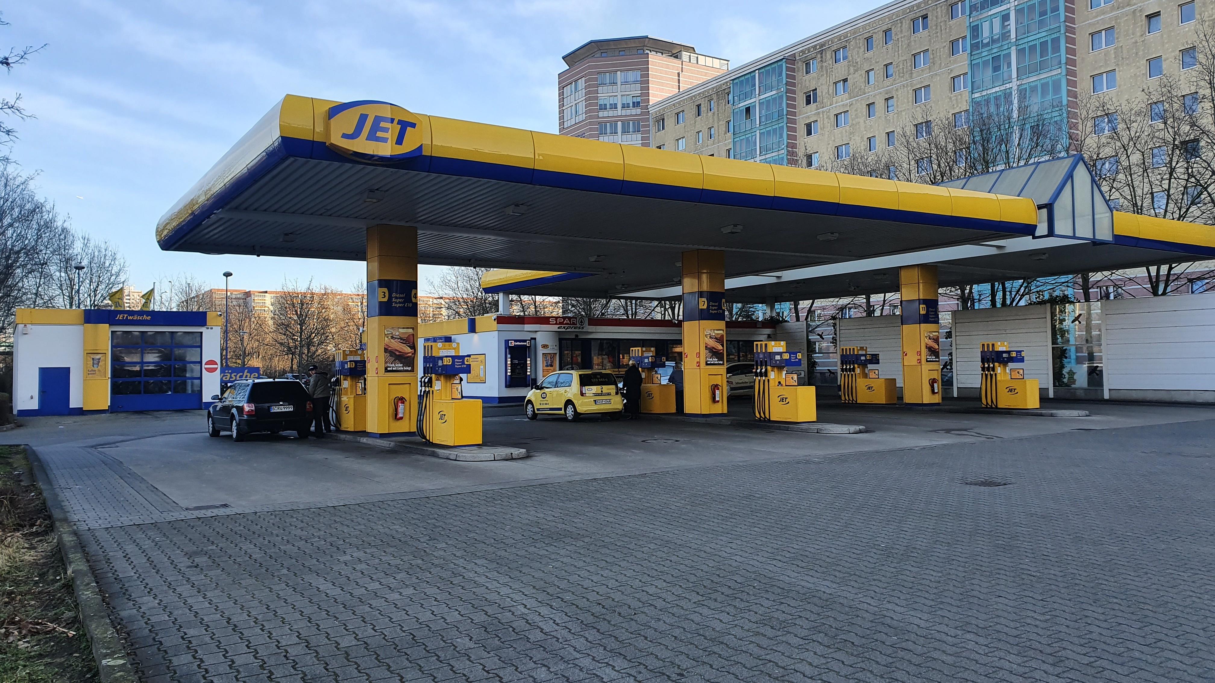 JET Tankstelle, Märkische Allee in Berlin