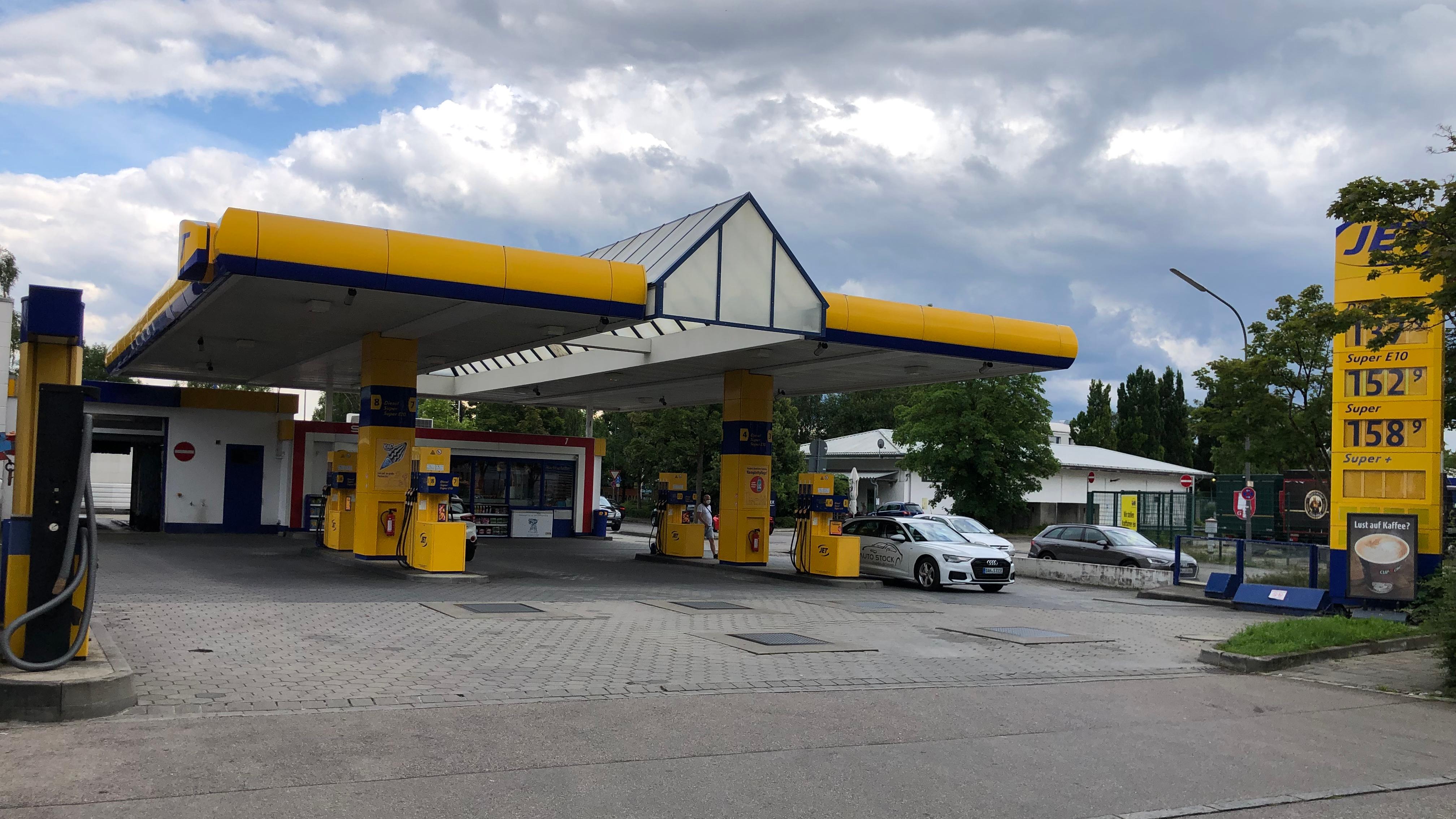 JET Tankstelle, Daimlerstraße in Dachau