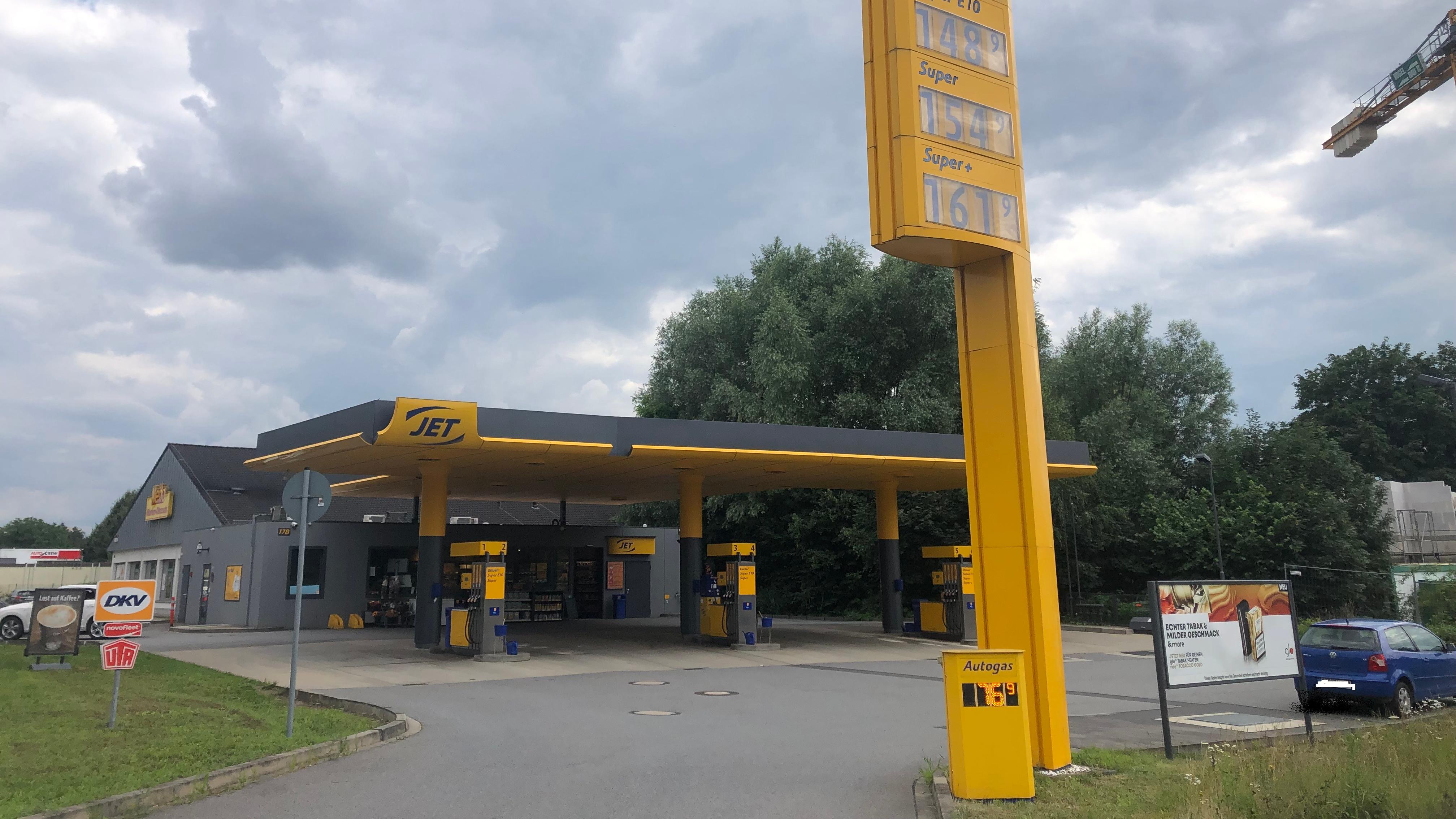 JET Tankstelle, Äußere Pillnitzer Straße in Pirna