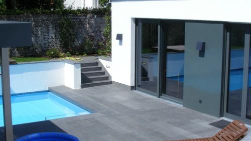 Zeus Naturstein, Alfred-Nobel-Straße in Frechen