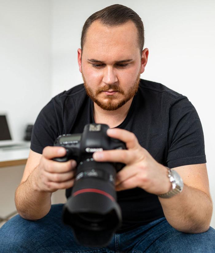 CR Medien GmbH & Co. KG, Dr.-Hönlein-Straße in Haibach