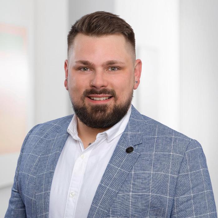 ERGO Versicherung Lukas Schnell, Jörg-Ratgeb-Straße in Pforzheim