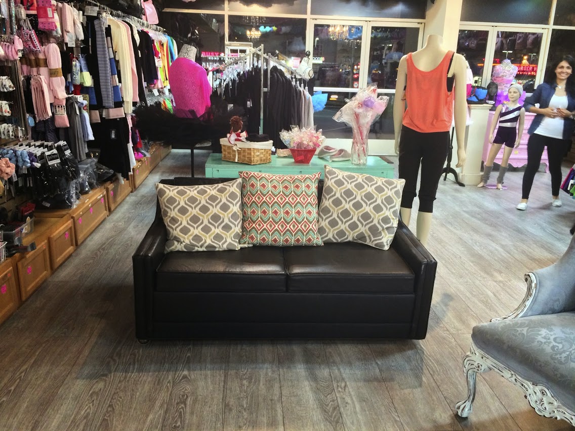 Applause Discount Dancewear Image