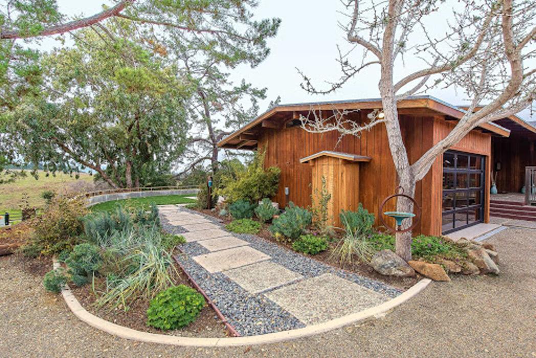 Easter House Ranch Vacation Rental - San Luis Obispo, CA