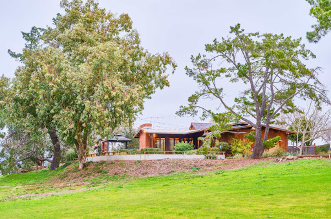 Easter House Ranch Vacation Rental - San Luis Obispo, CA
