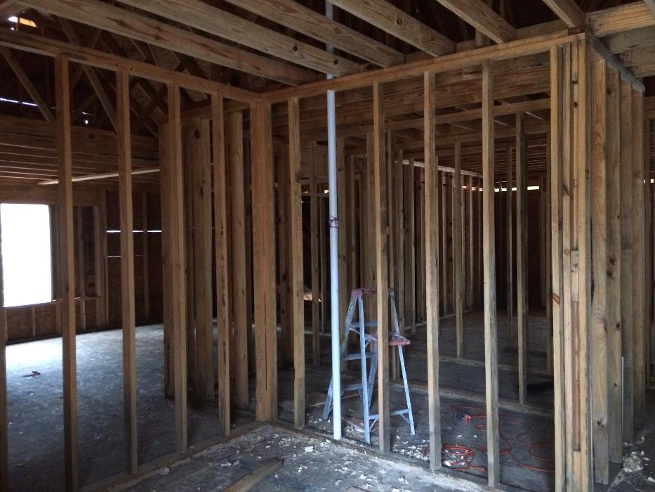 Smith's Plumbing Flooring and Remodeling Services - Richton, MS