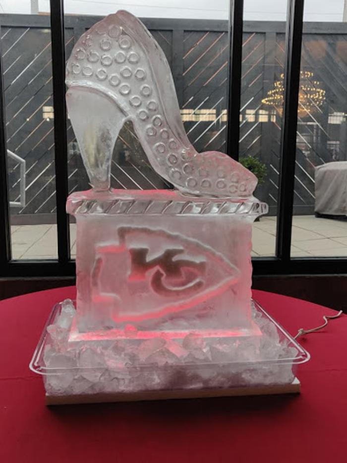Krystal Creations Ice Art - Liberty, MO