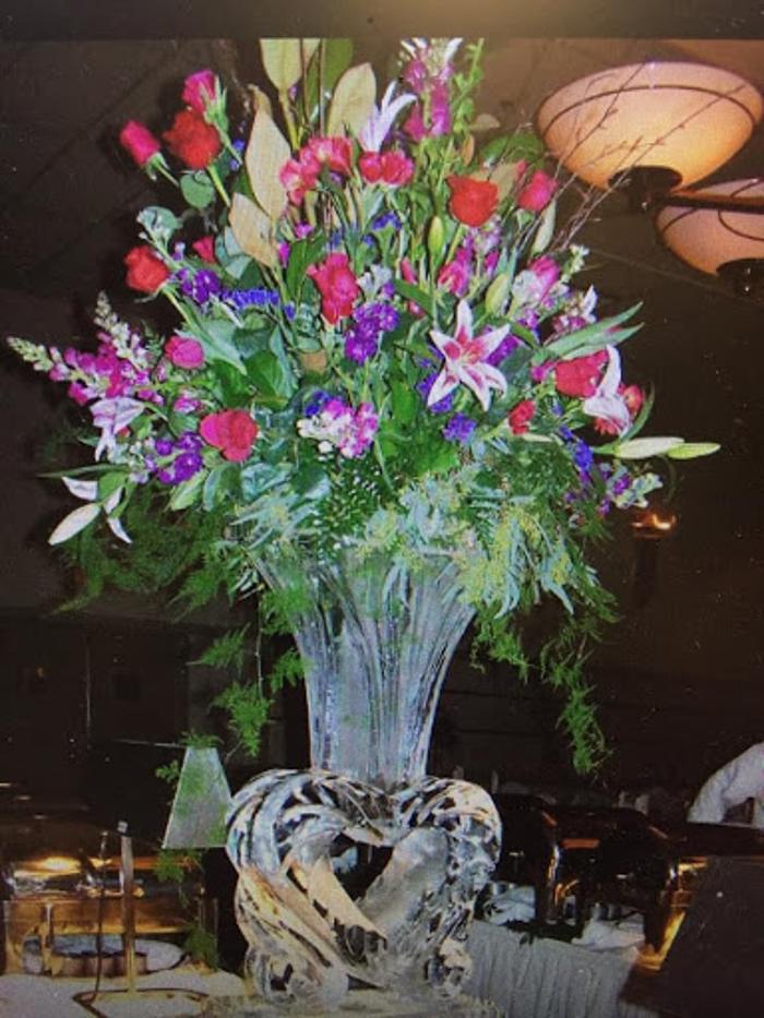 Krystal Creations Ice Art - Liberty, MO