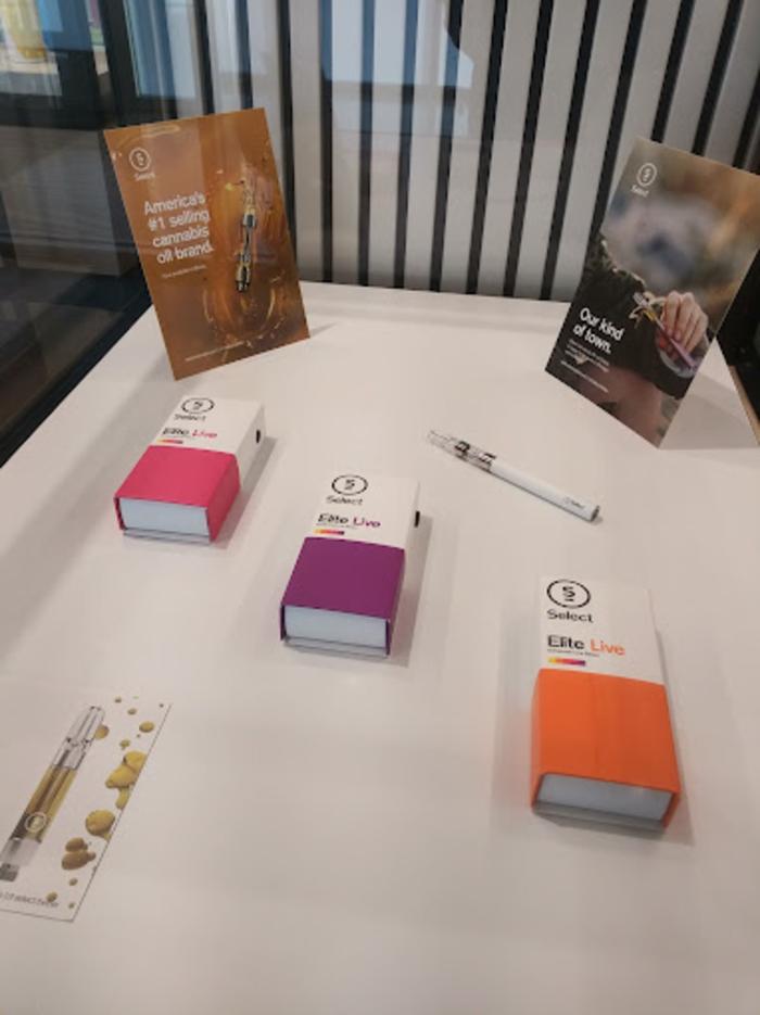 Curaleaf IL Melrose Park Dispensary - Melrose Park, IL