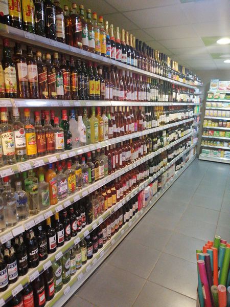 Superette De Boynes supermarché et hypermarché