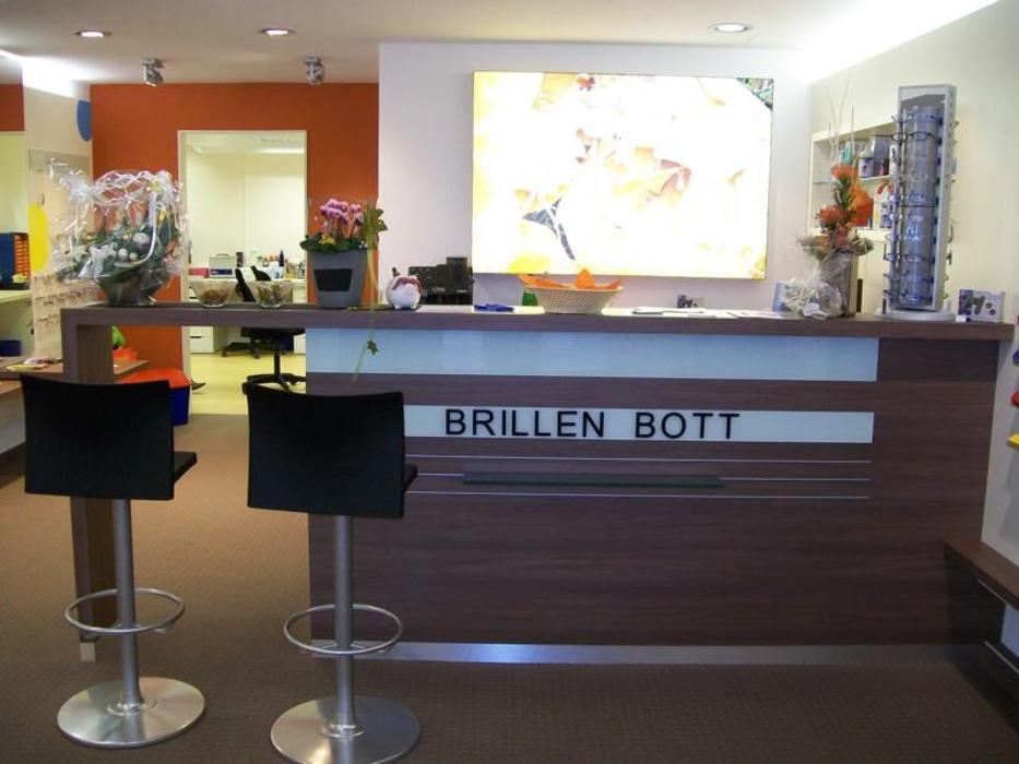 Brillen-Bott GmbH, Weinstraße in Deidesheim