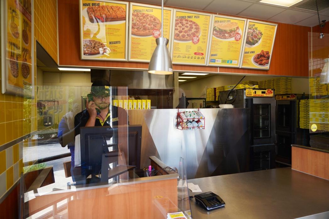 CLOSED - Hungry Howie's Pizza - Raleigh, NC