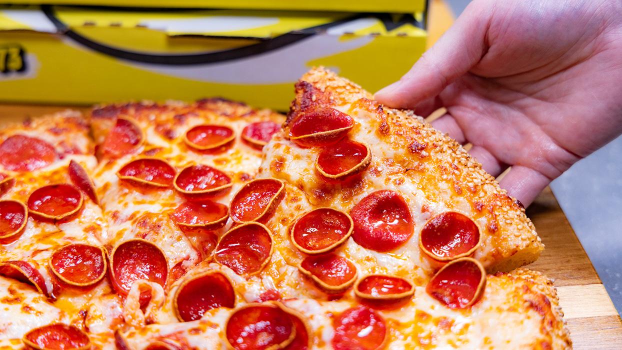 Hungry Howie's Pizza - Lakeland, MI