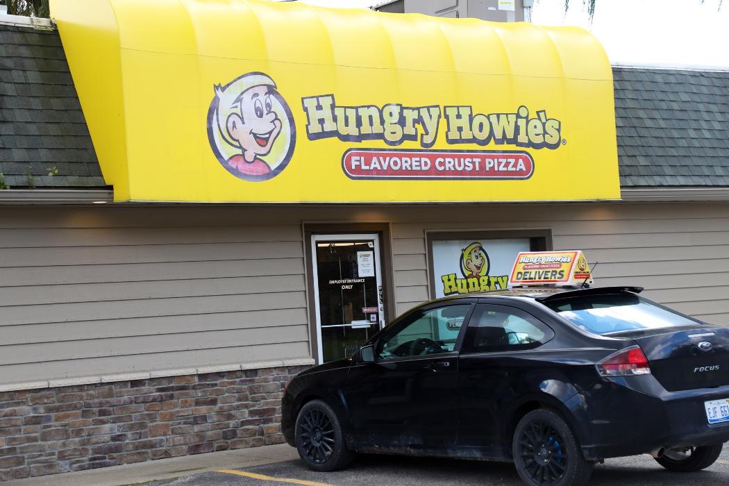 Hungry Howie's Pizza - Lakeland, MI