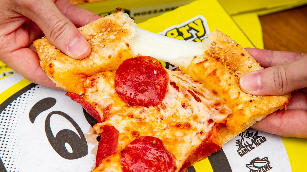 Hungry Howie's Pizza - Saginaw, MI