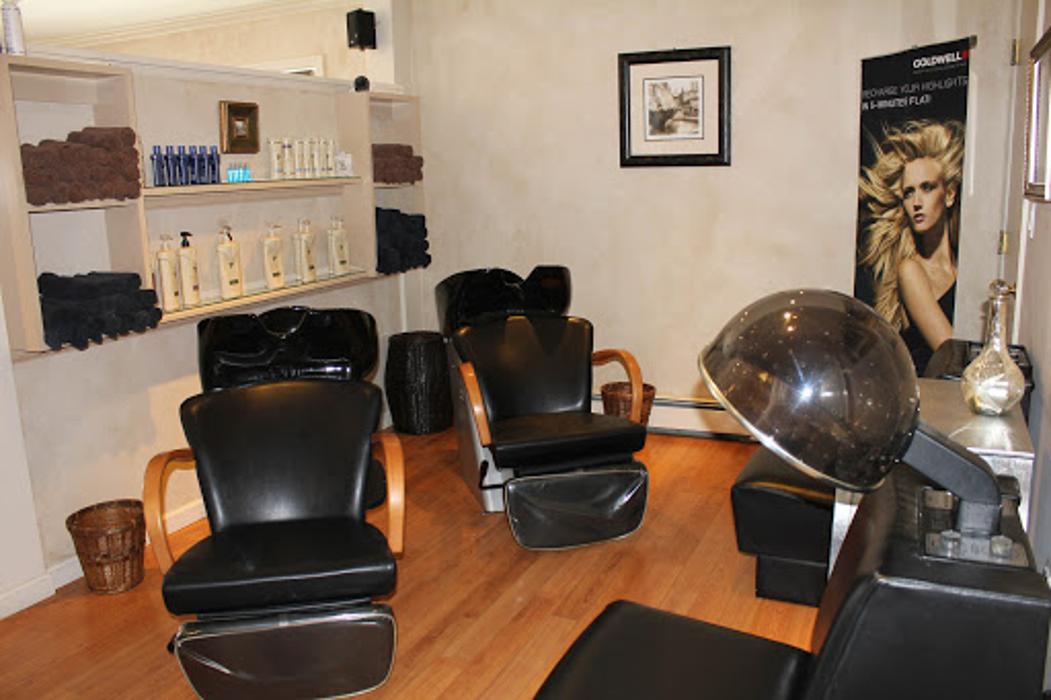 Salone Dei Capelli - Southold, NY