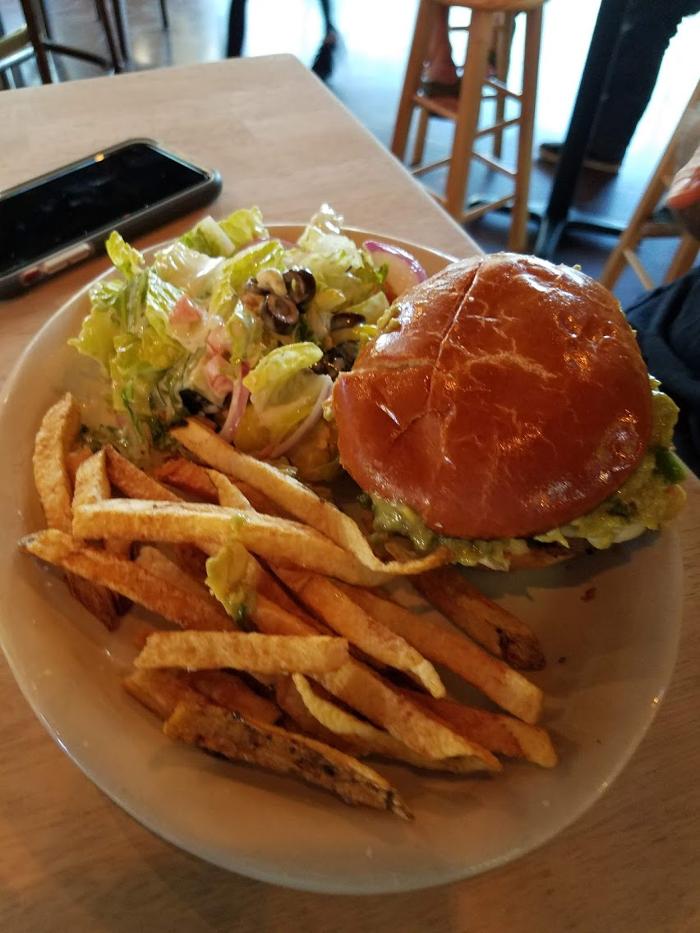 Howler's Restaurant & Sports Bar - Gilbert, AZ