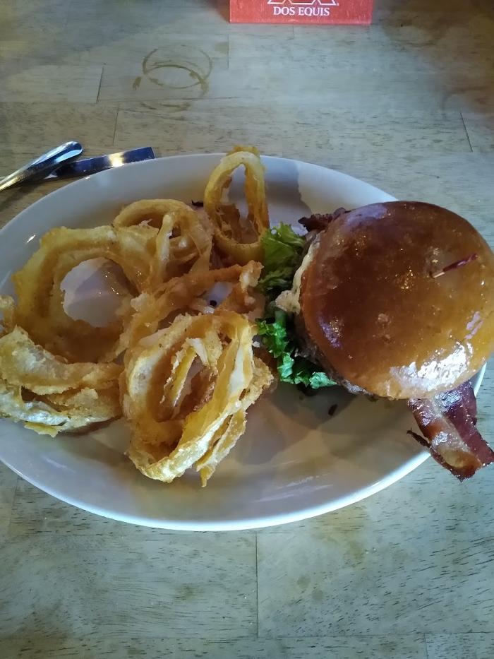 Howler's Restaurant & Sports Bar - Gilbert, AZ